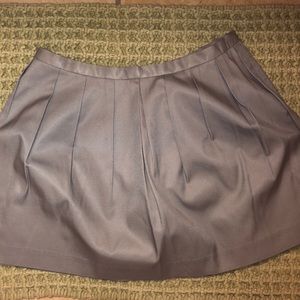 Adorable, puffy grey mini skirt